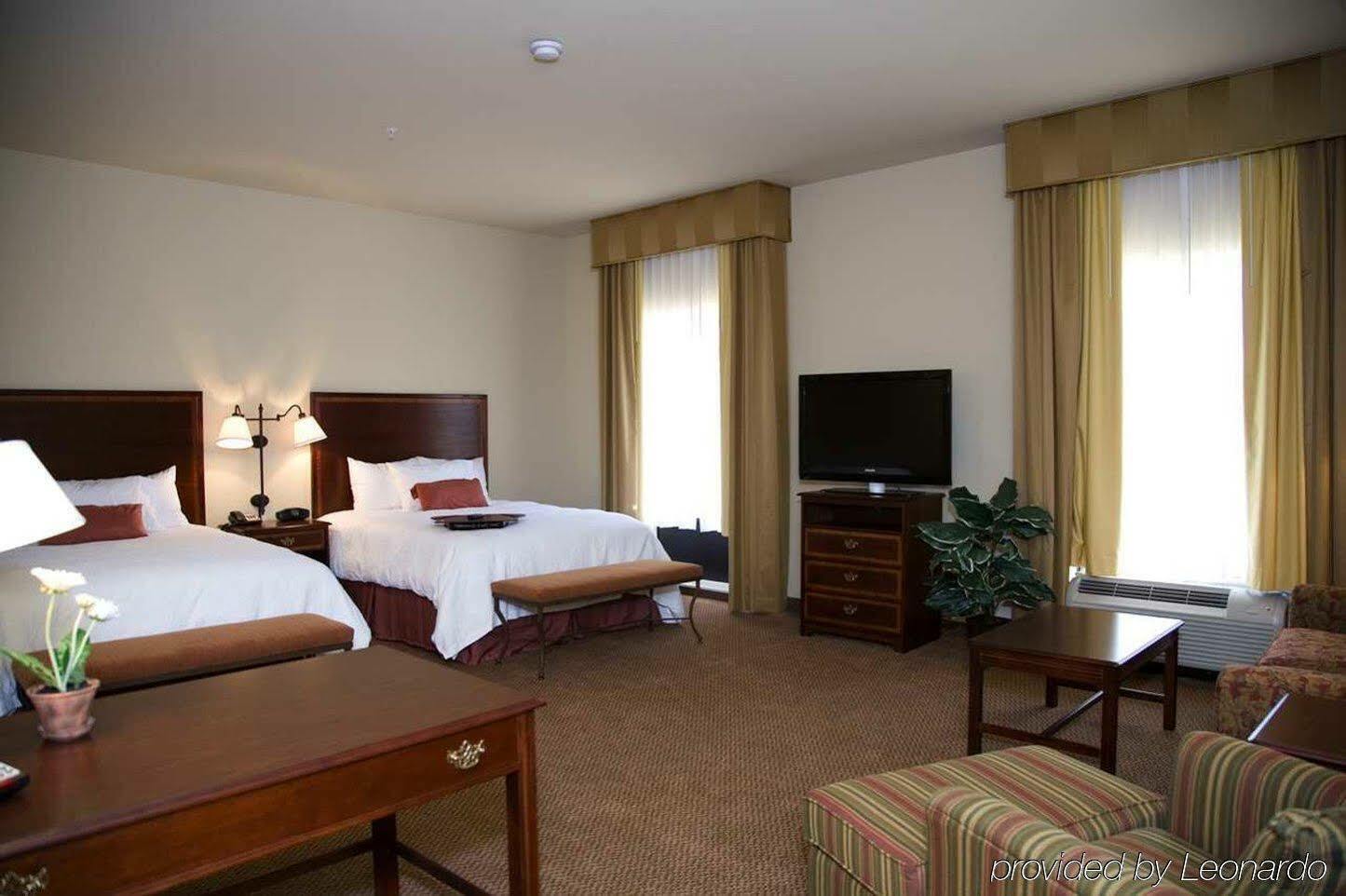 Hotel Hampton & - I-10 East