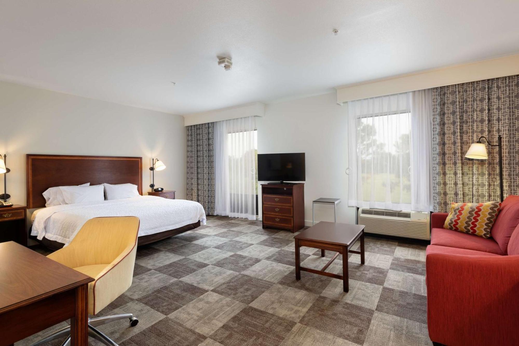 Hotel Hampton & Baton Rouge - I-10 East 3*